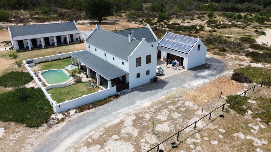 5 Bedroom Property for Sale in Cape Farms Western Cape